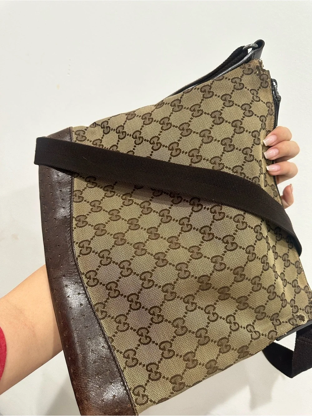 AUTHENTIC Gucci Brown Monogram Canvas Crossbody Bag
